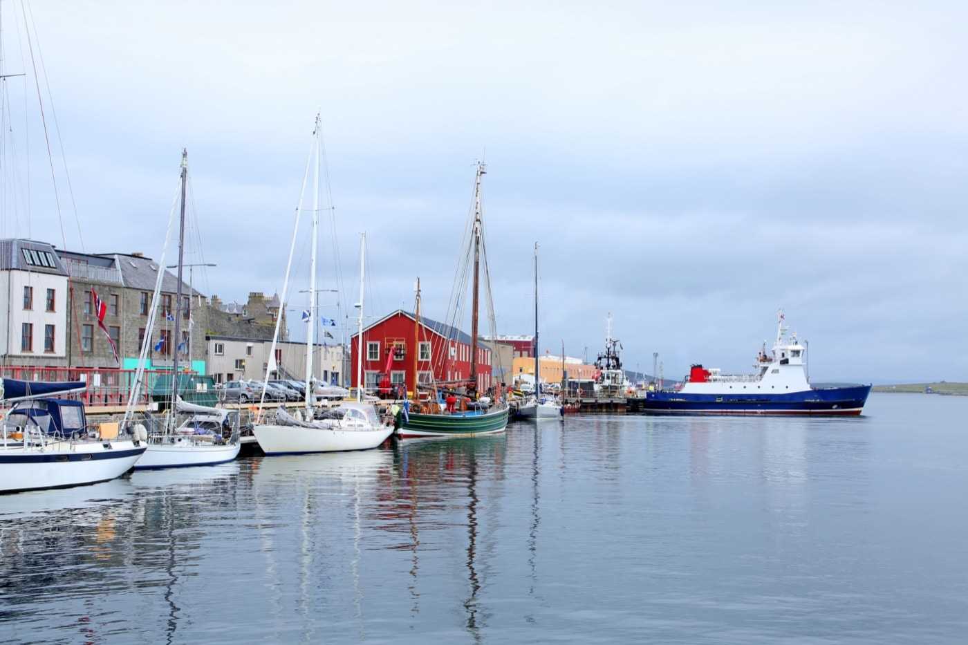 Fishing boats in Lerwick Scotland.jpg