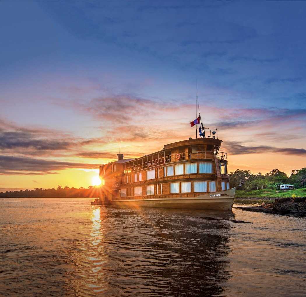 Delfin II on the Amazon.jpg